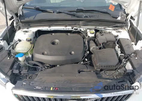 2019 Volvo Xc40 T5 Inscription z USA, uszkodzony, nr VIN YV4162UL2K2055797